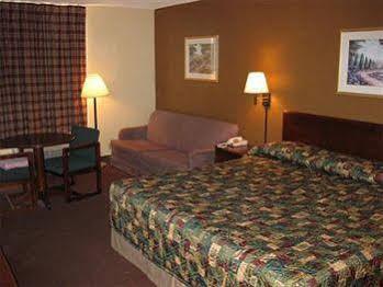 Americas Best Value Inn Marshall Bel Air Bagian luar foto